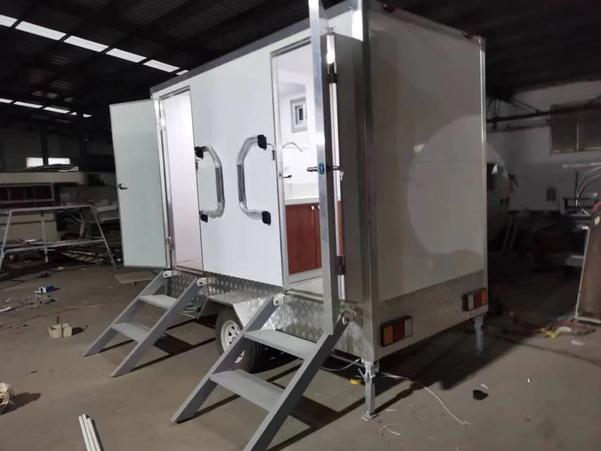 Trailer sanitário duplo unissex de 2,74 m (9 pés)