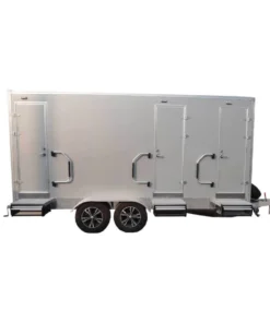 3 Station Restroom Trailer With AC Heating Function and Water Heater